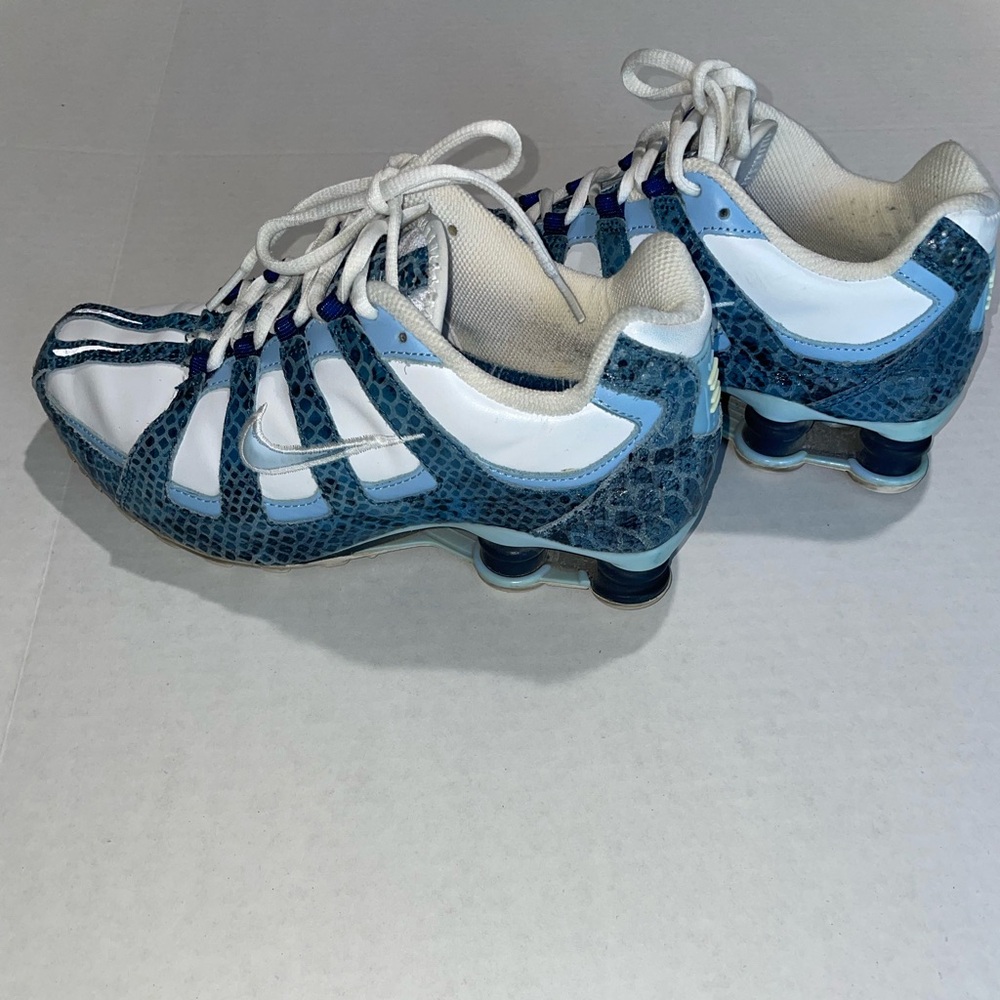 Nike Shox Women's Blue and White Athletic Shoes